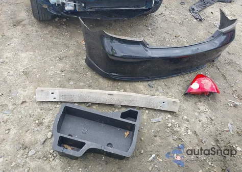 2006 Scion Tc из США, поврежденный, VIN JTKDE177660118079